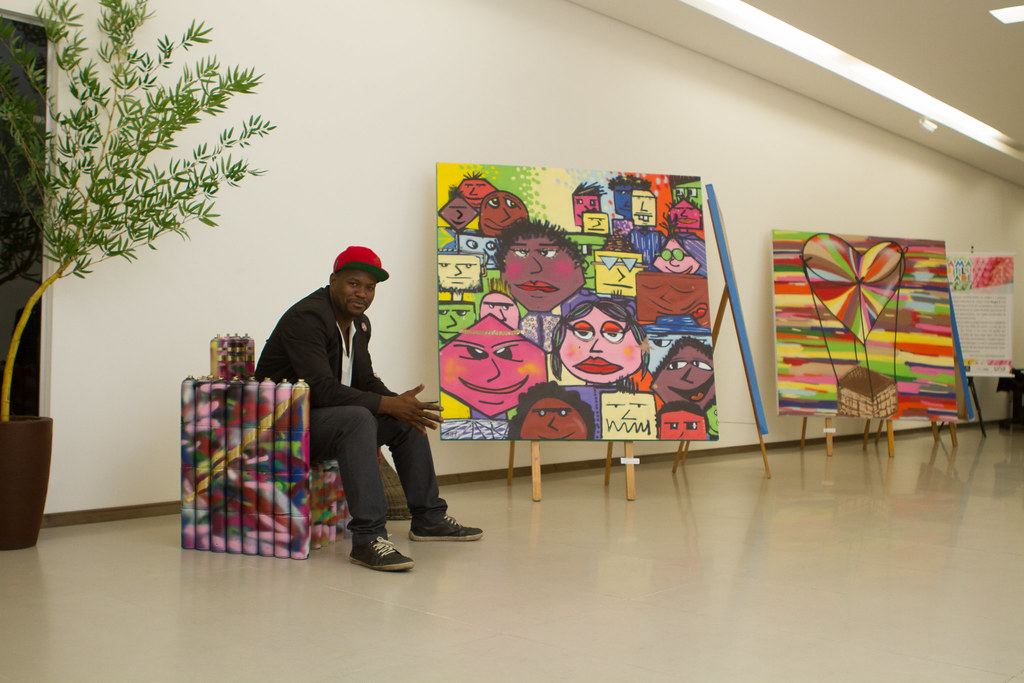 Expo Amabilidade às Cores — mural por Negro F. em 2015 EXPO UNA